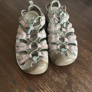 Keen Women’s Whisper Waterproof Sandals Size 8.5 Taupe and Coral